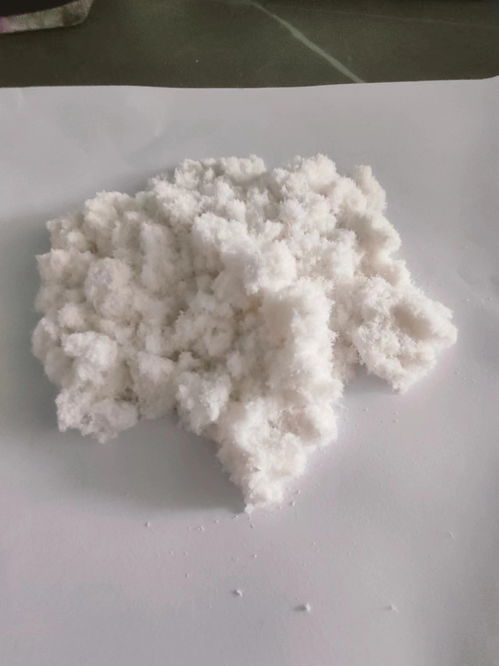 漂白牛皮纖維、漂白牛皮粉與石膏混合料在寵物用品及飼料制造中的應(yīng)用